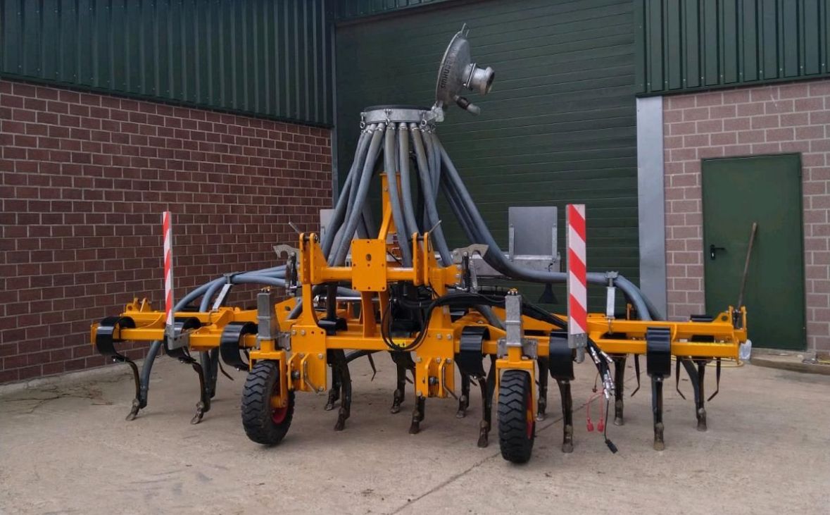 Veenhuis Terraject 200 bouwlandbemester 4.72M