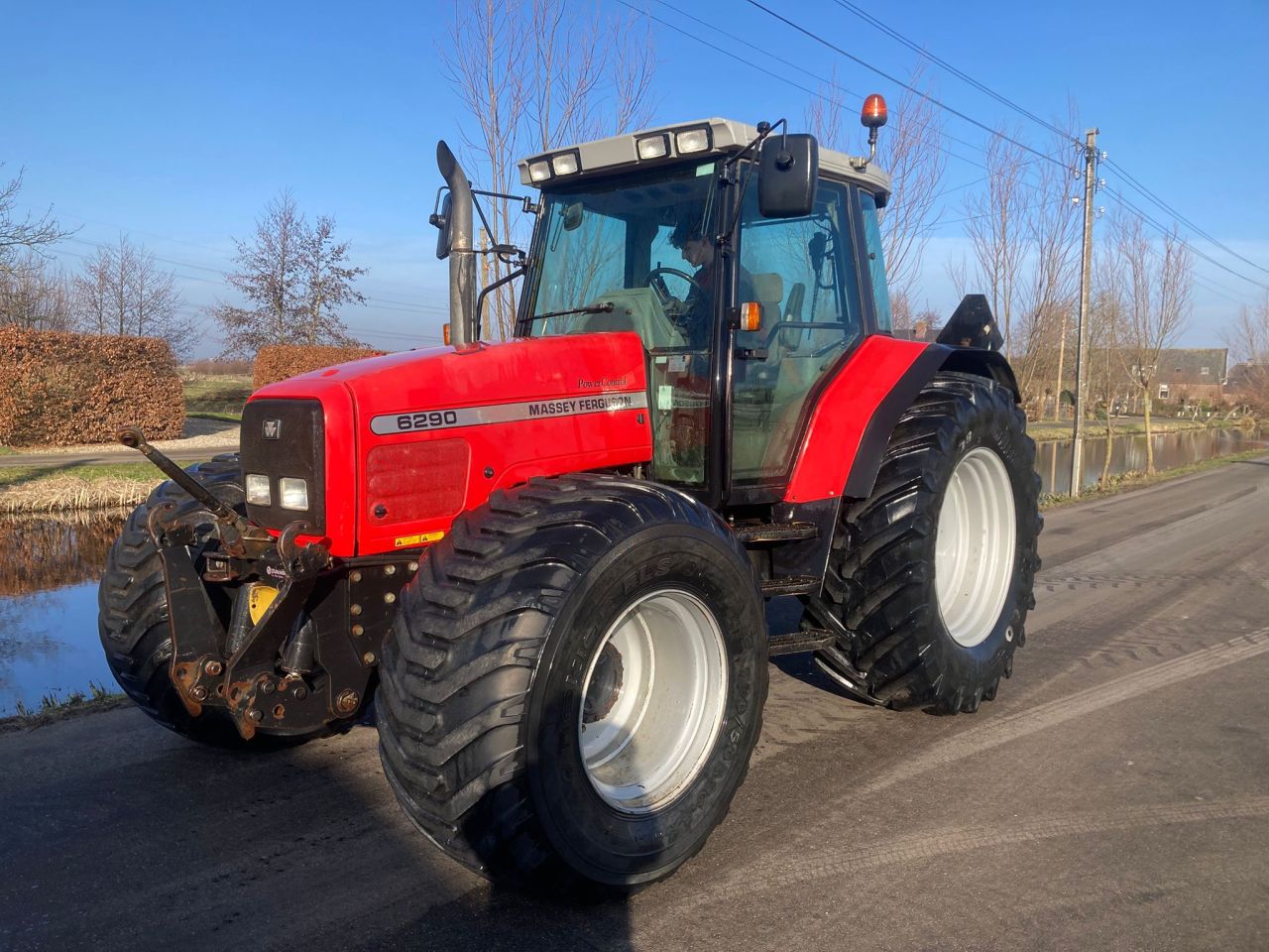 Massey Ferguson (MF) 6290