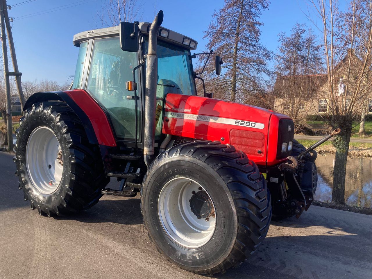 Massey Ferguson (MF) 6290