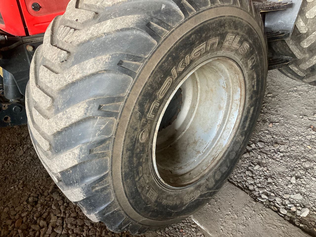 2x Gebruikte Nokian 700/50R26,5 banden