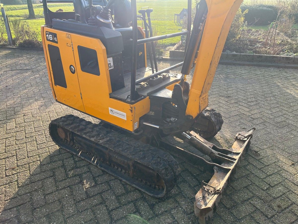 JCB 16C-1 minigraver