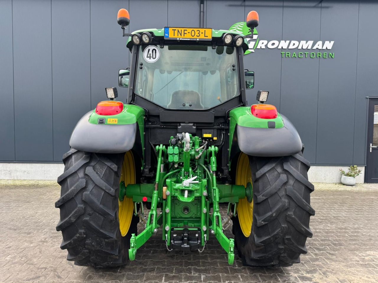 John Deere 6420
