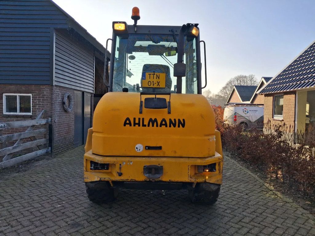 Ahlmann AZ85 shovel wiellader met lepels