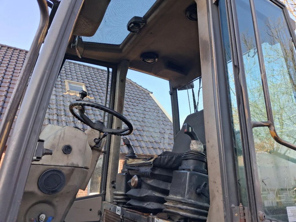 Ahlmann AZ85 shovel wiellader met lepels