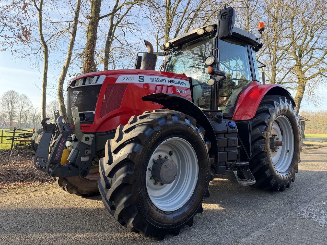 Massey Ferguson 7720S Dyna 6