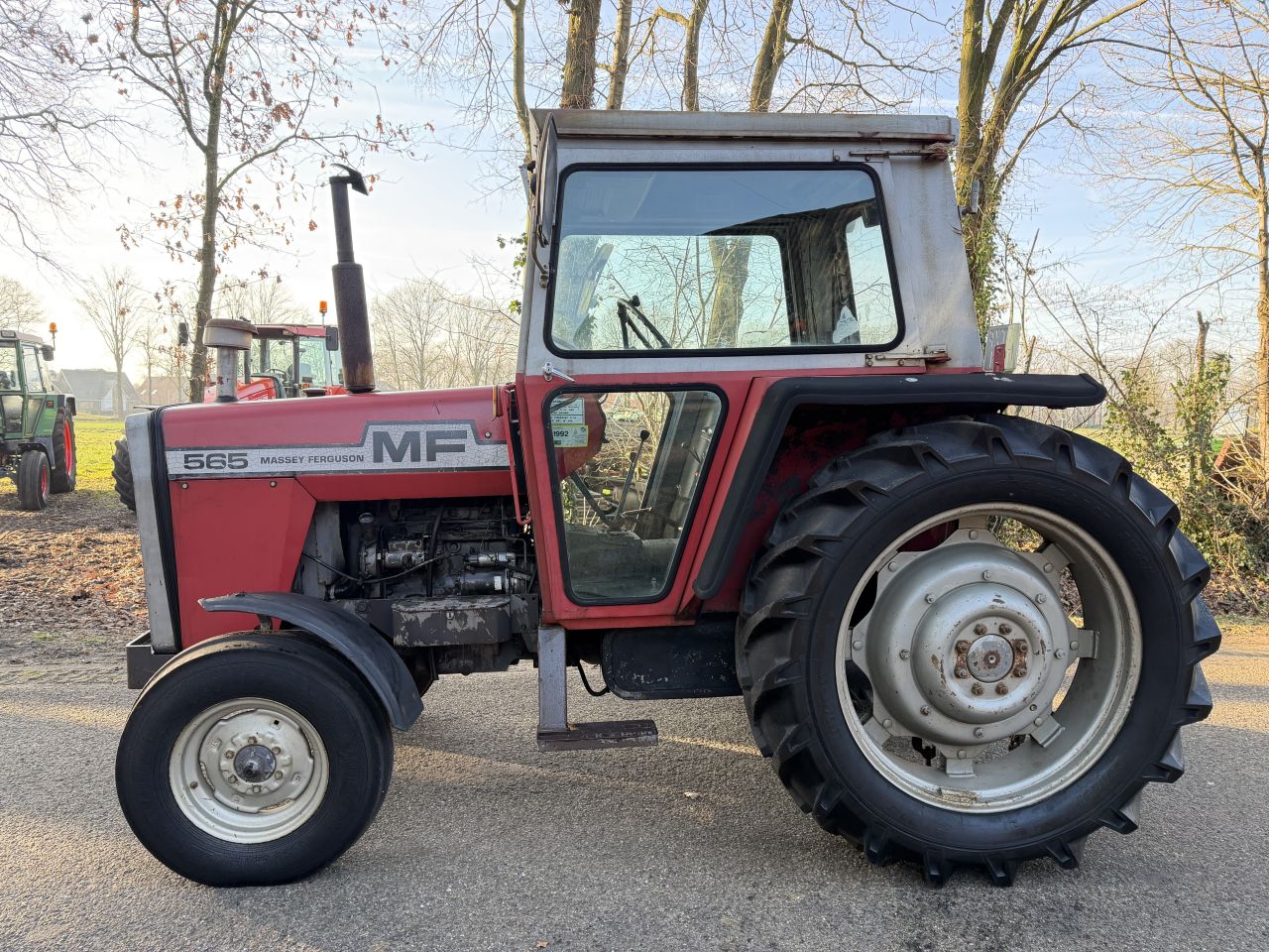 Massey Ferguson 565