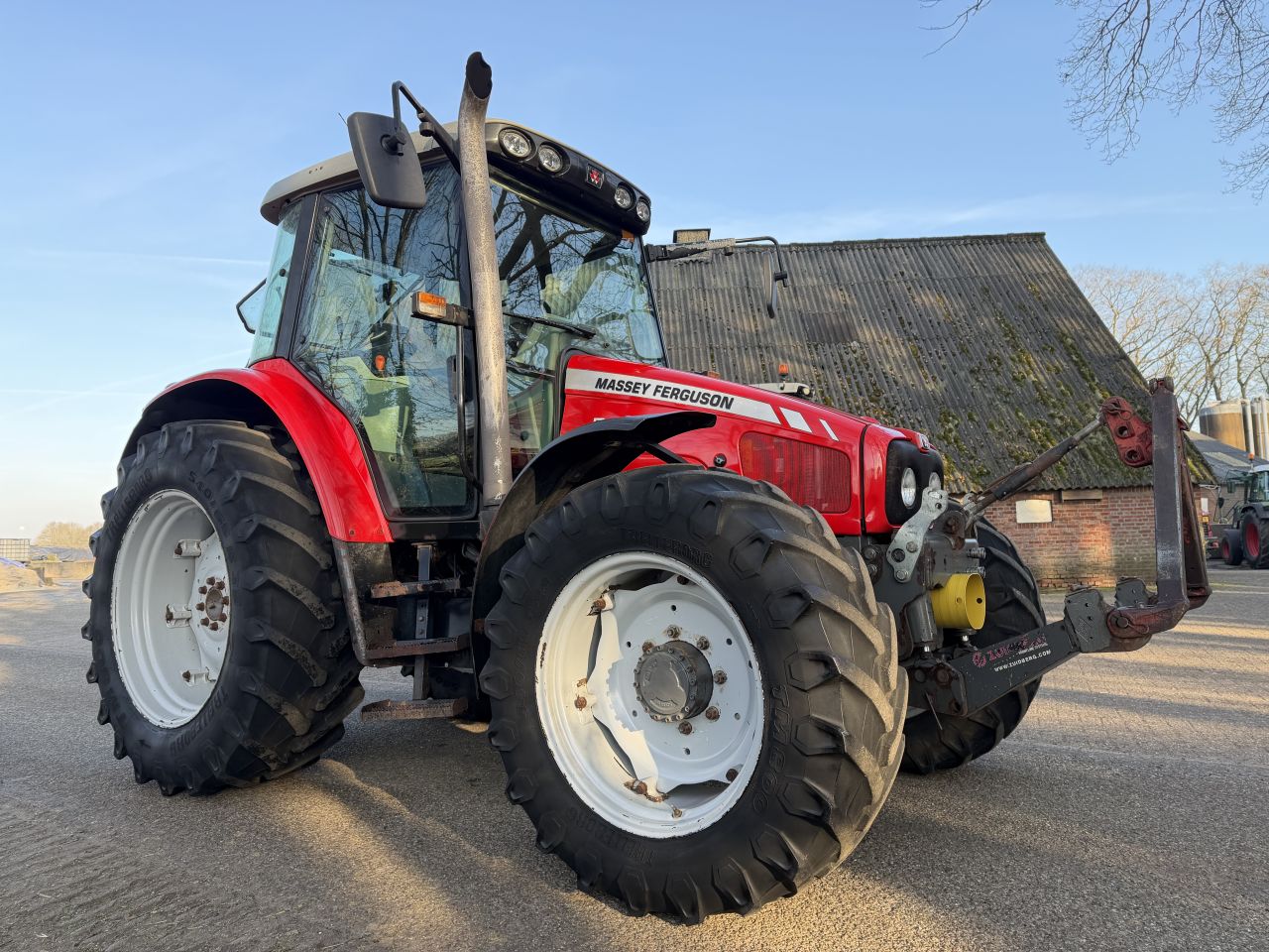 Massey Ferguson 5455 Dyna 4
