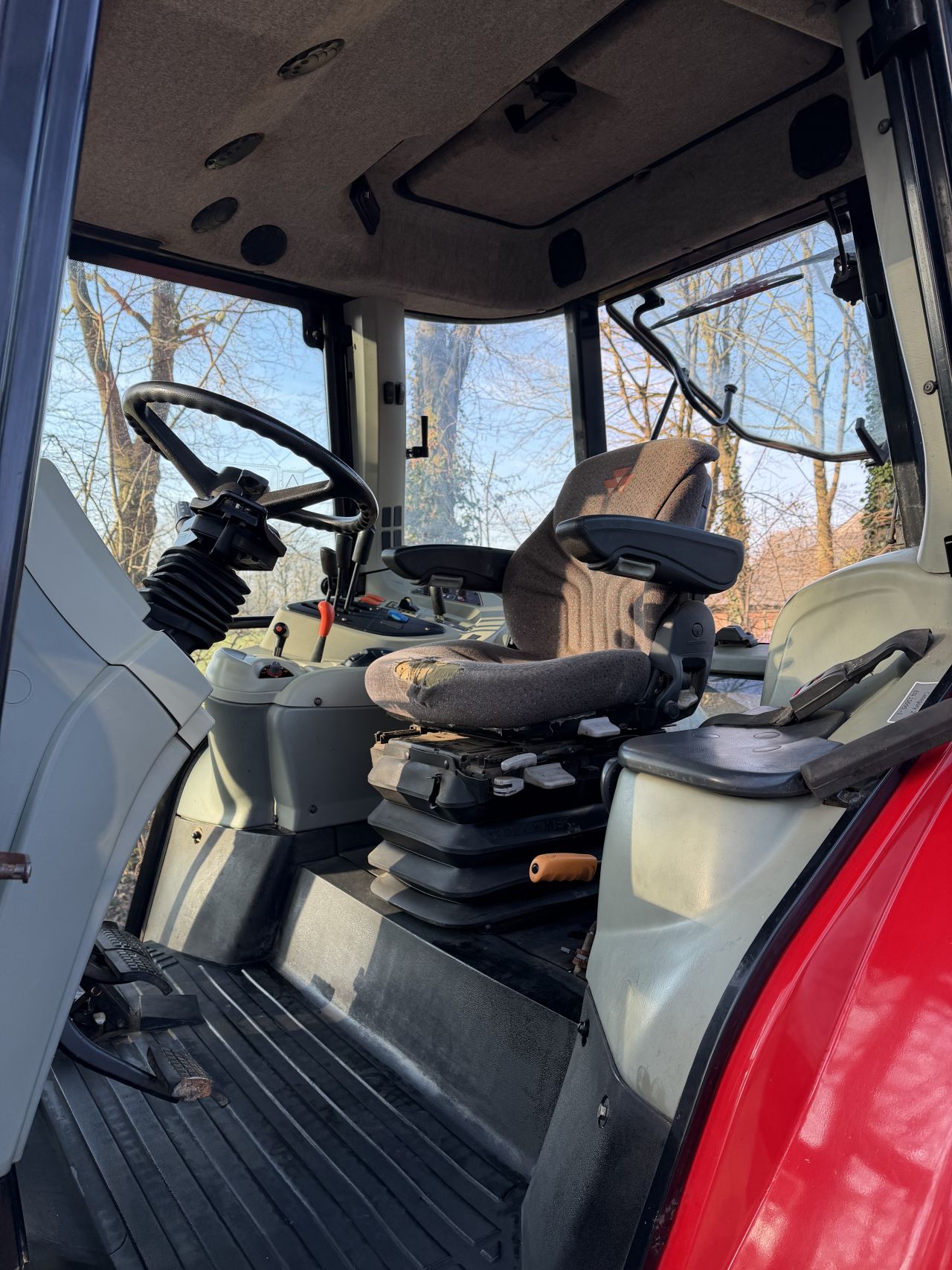 Massey Ferguson 5455 Dyna 4