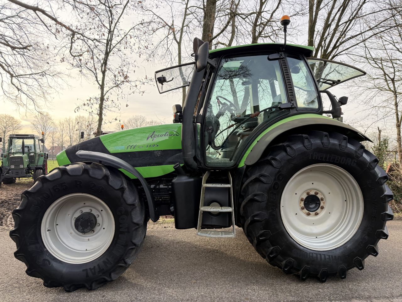 Deutz Fahr Agrotron TTV - 1145