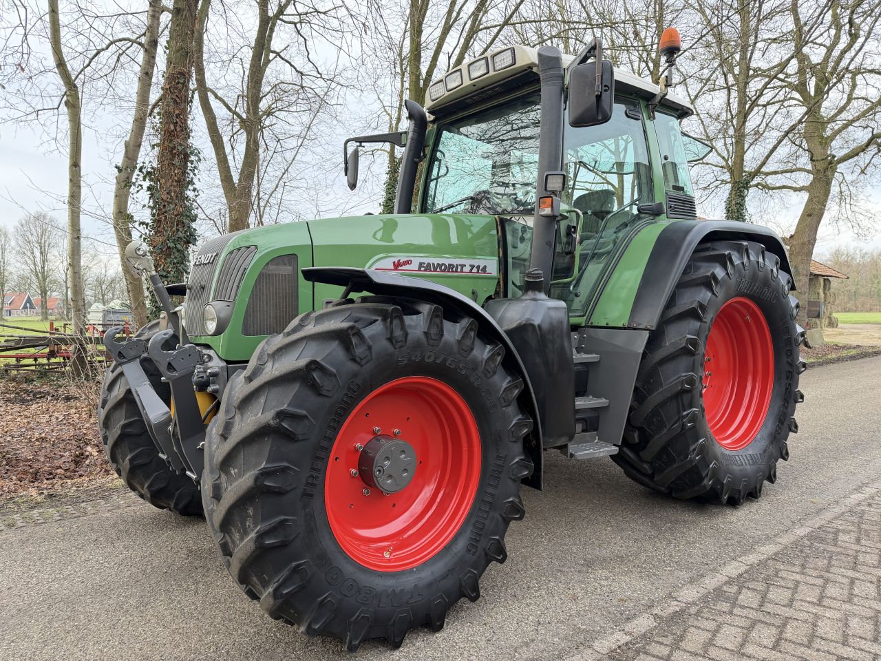Fendt Favorit 714 Vario
