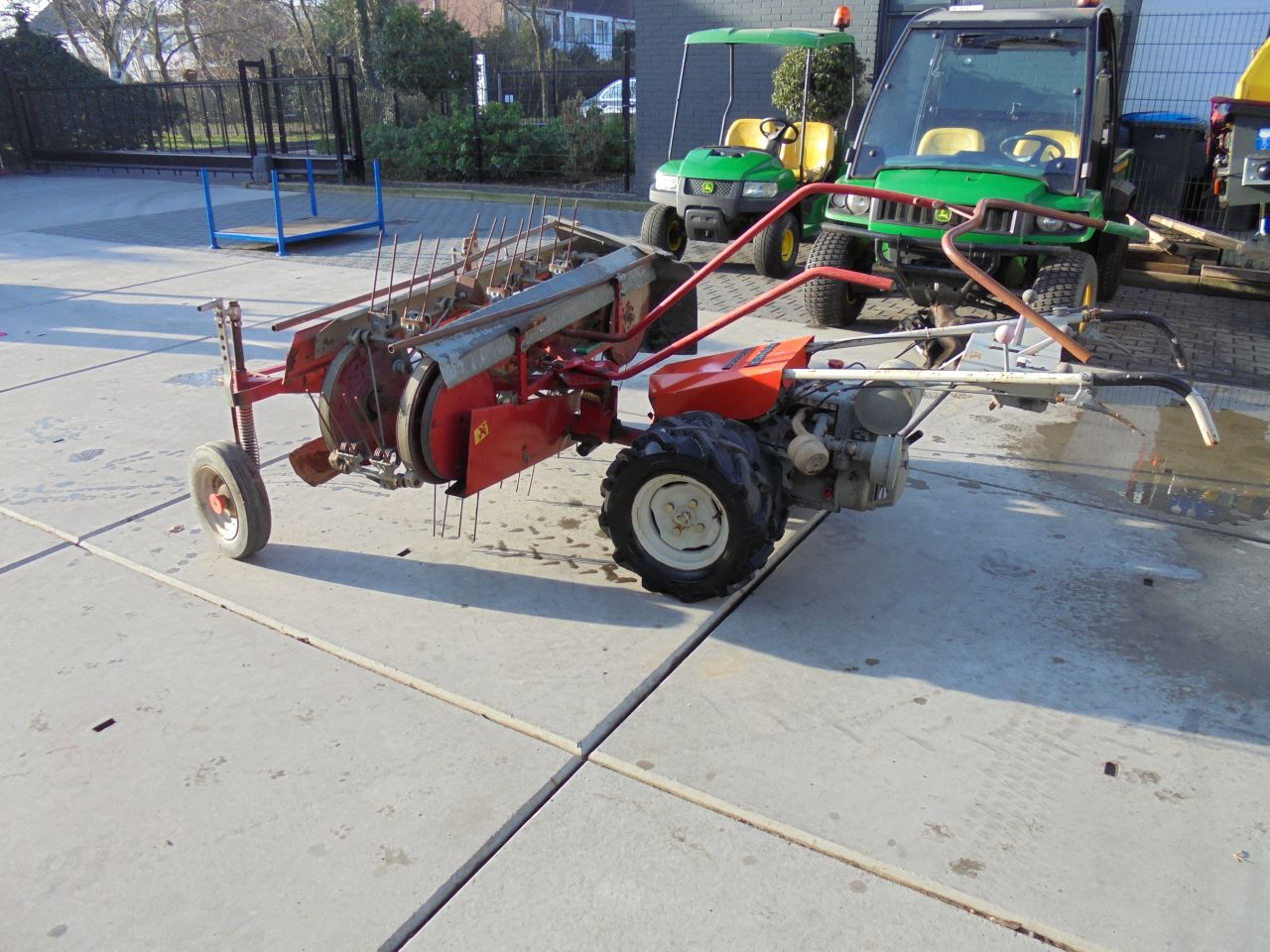 Bucher rekord met hooibandhark