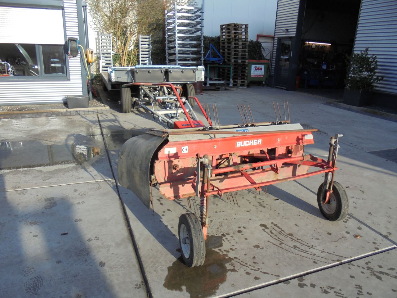 Bucher rekord met hooibandhark