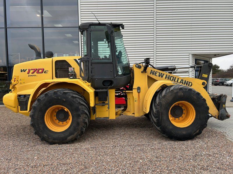 New Holland W170C LR T4B
