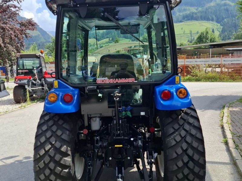 New Holland Boomer 50