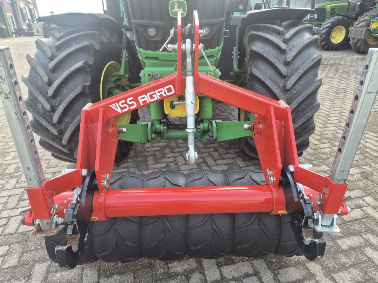 VSS DR 1500 bandenpakker frontpakker