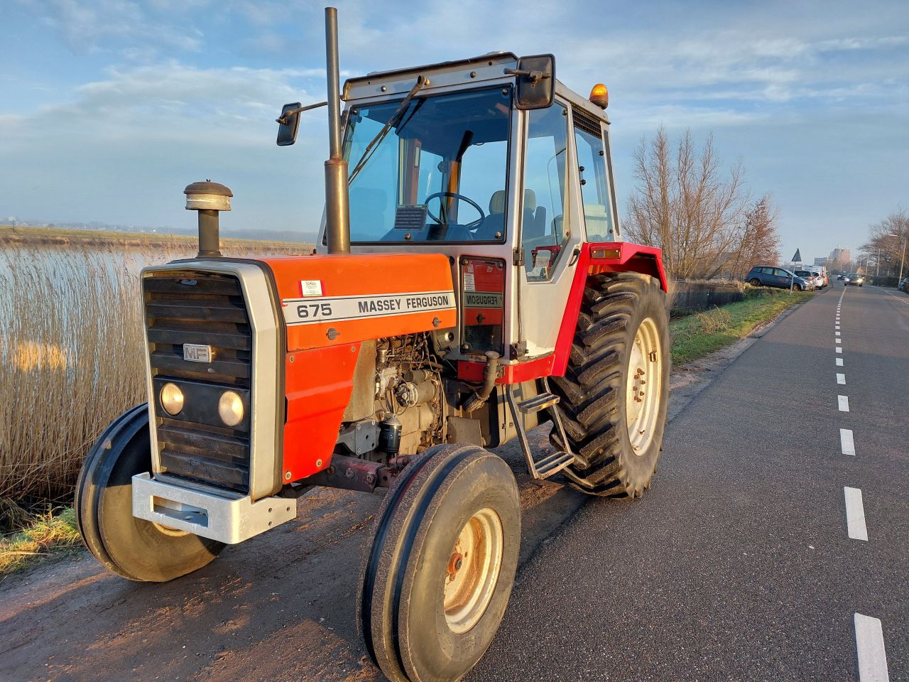 Massey Ferguson 675
