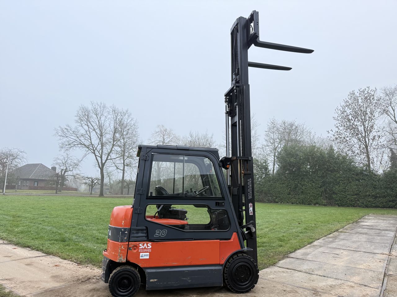 Toyota 3000KG elektrisch triplex Freelift Sideshift 4000uur