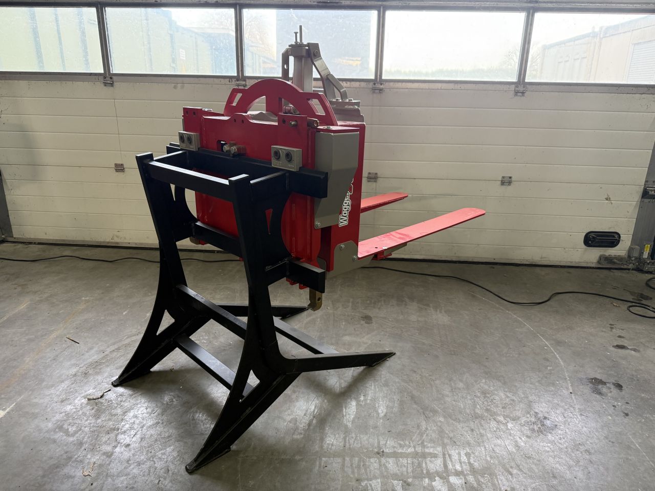 Nieuw ! 5x kistenkantelaar met topklem en zijgeleiders