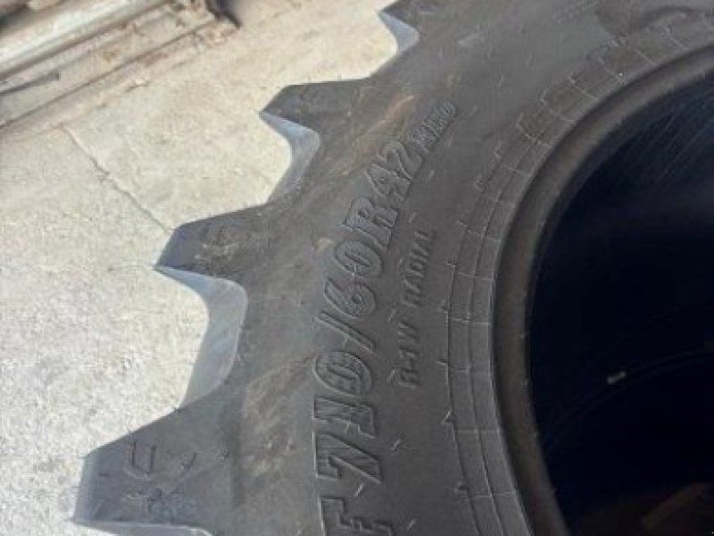 BKT 710/60 R42 PRIVERKAUF