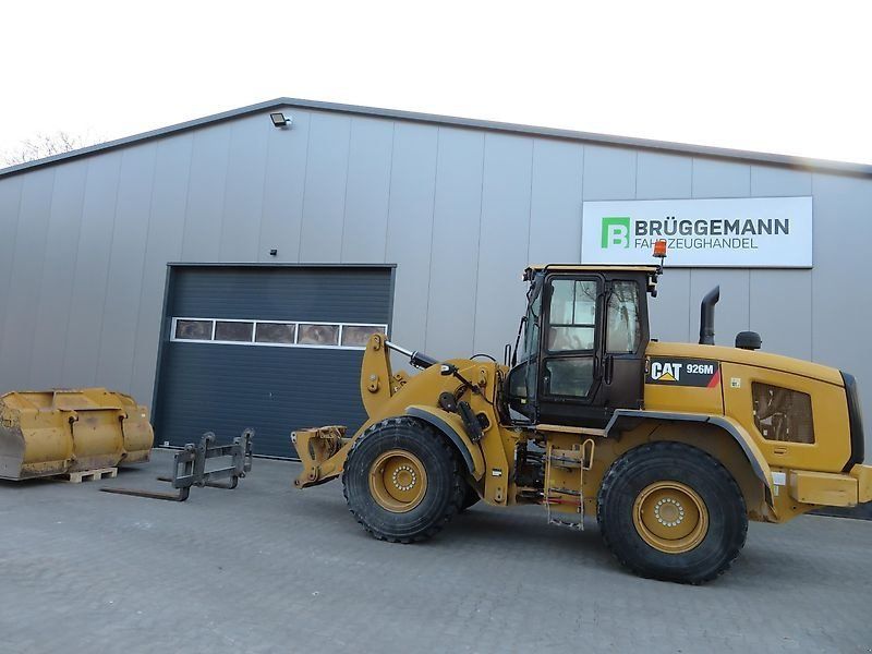 Caterpillar CAT 926M mit SW+ (Schaufel+Palettengabel), !!! ERST 2200 Stunden