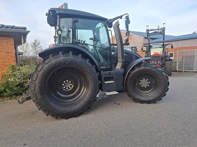 Valtra G135A