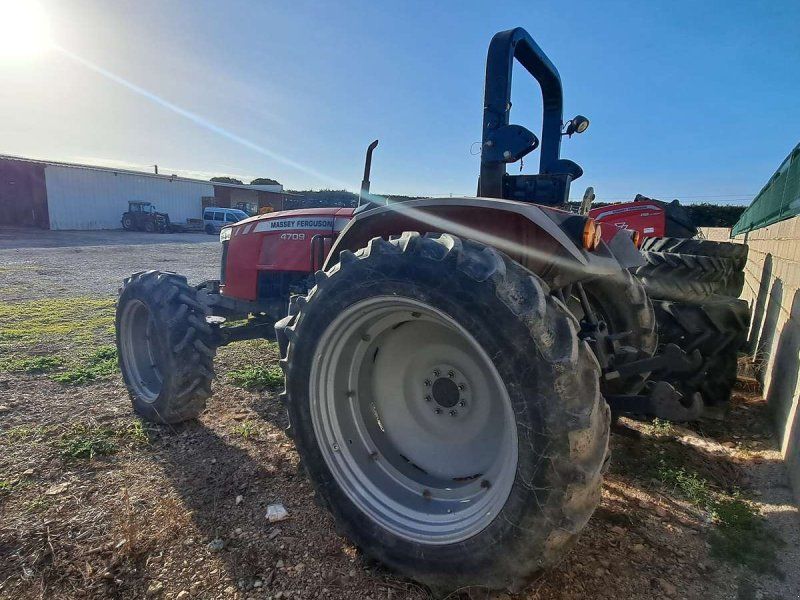 Massey Ferguson 4709
