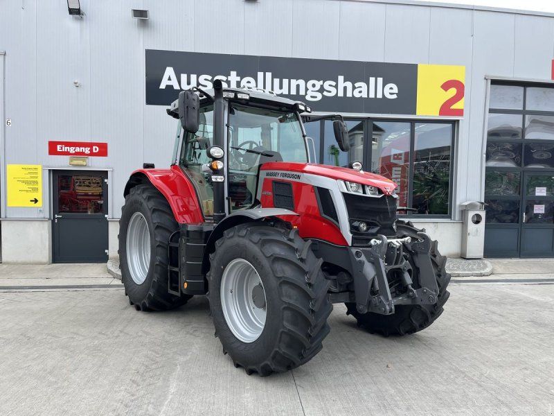 Massey Ferguson 6S.135 Dyna-6 Efficient