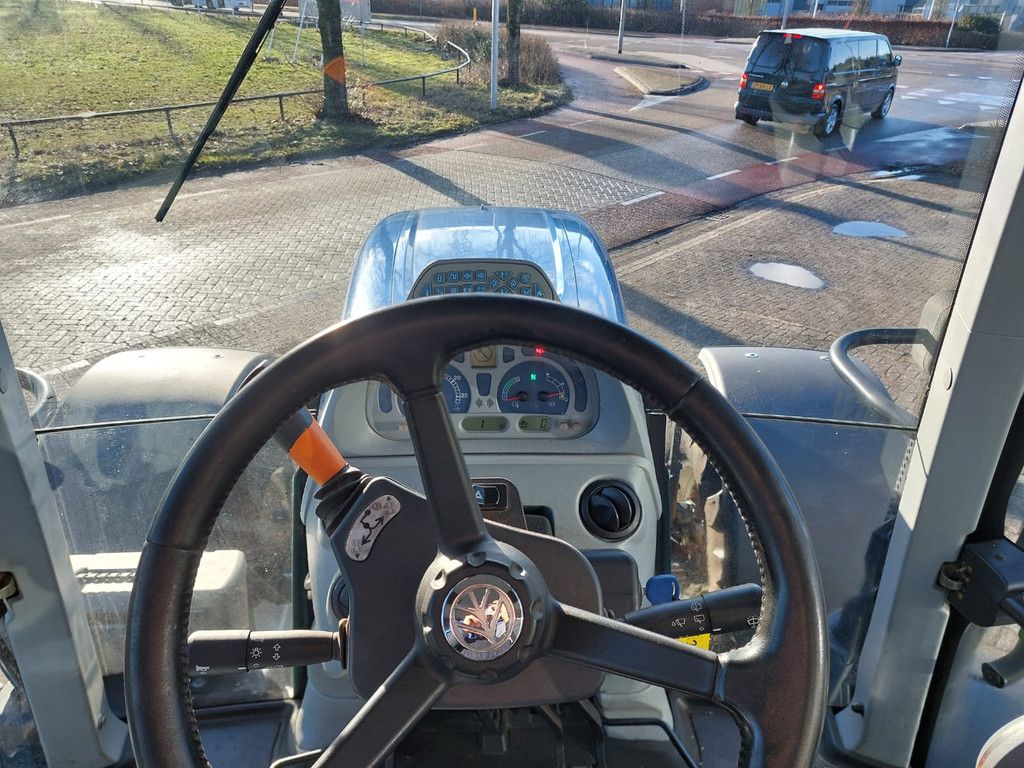 New Holland T7.210 AC