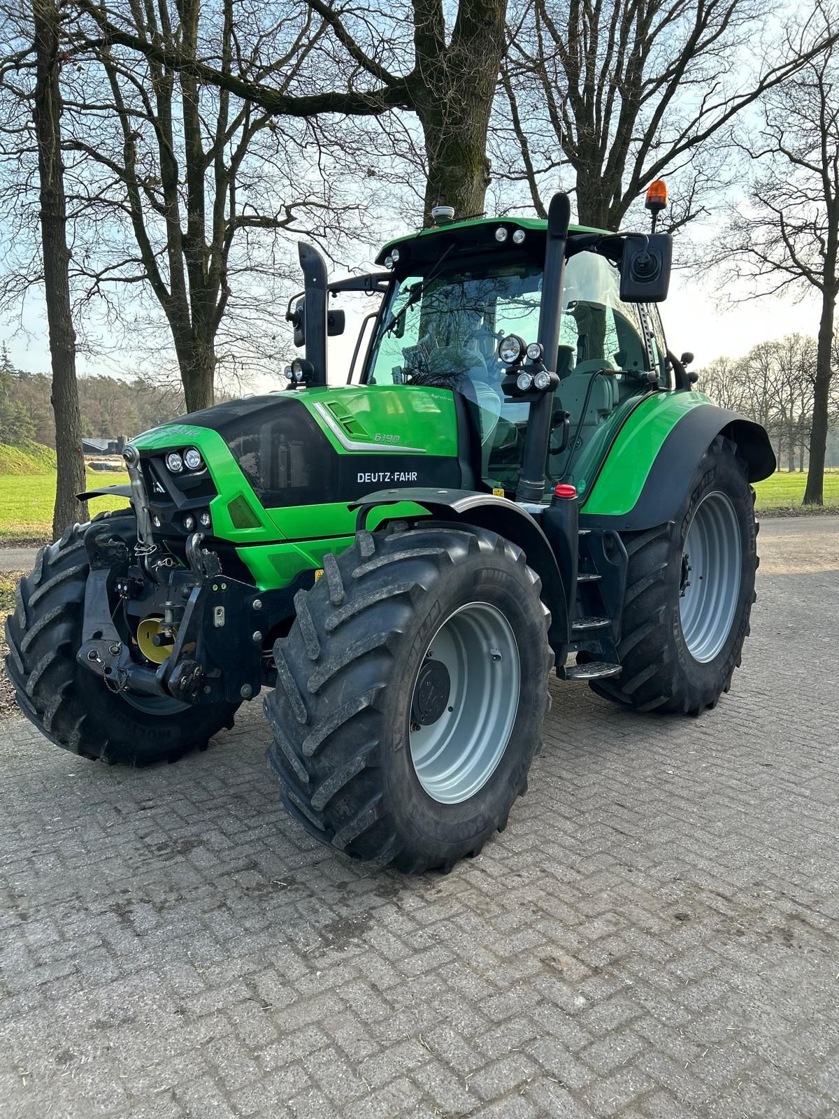 Deutz Fahr Agrotron 6190 TTV