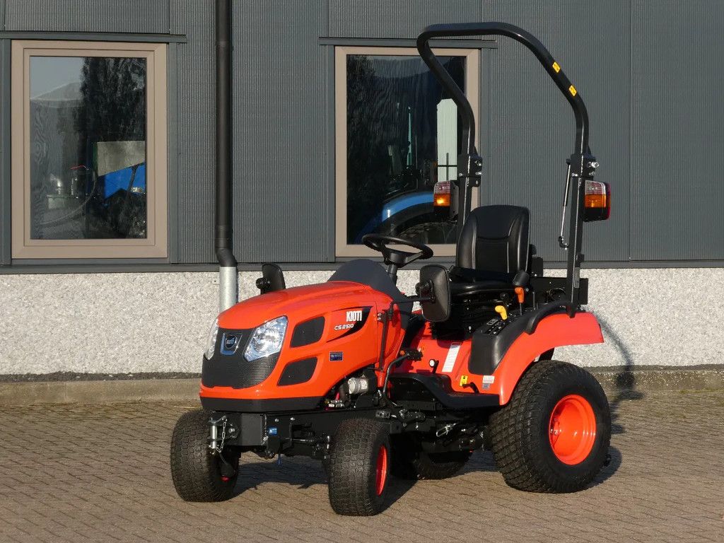 Kioti CS2510 4wd HST / 0001 Draaiuren / Actieprijs