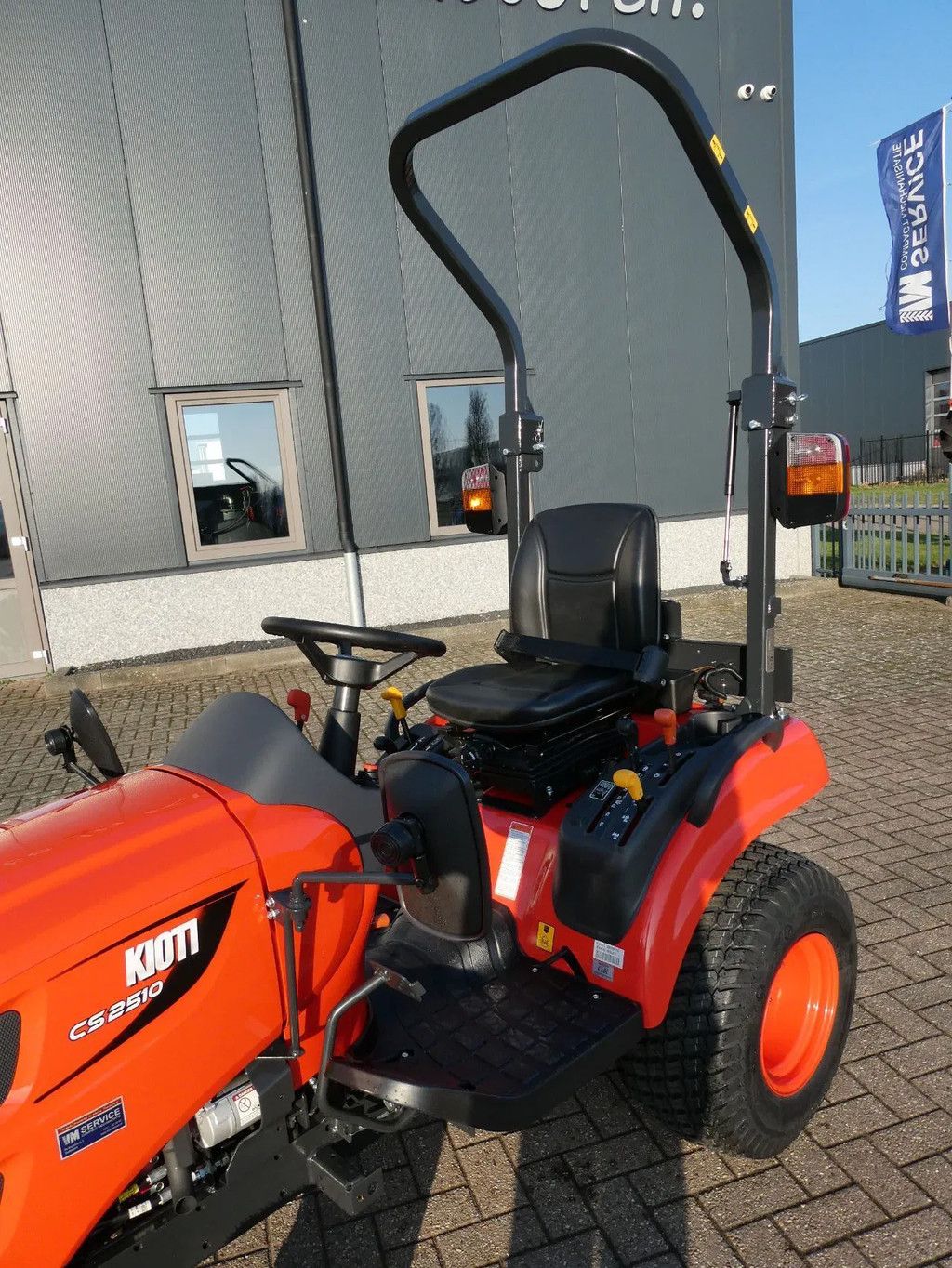 Kioti CS2510 4wd HST / 0001 Draaiuren / Actieprijs