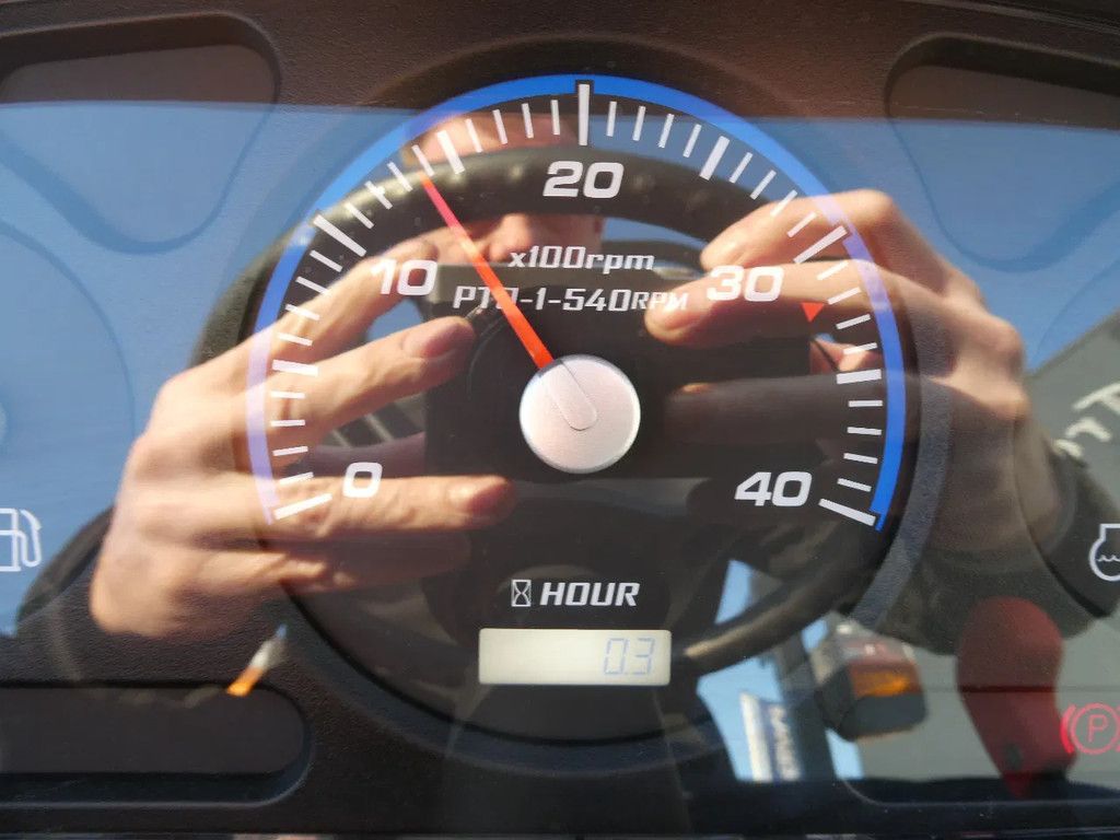 Kioti CS2510 4wd HST / 0001 Draaiuren / Actieprijs