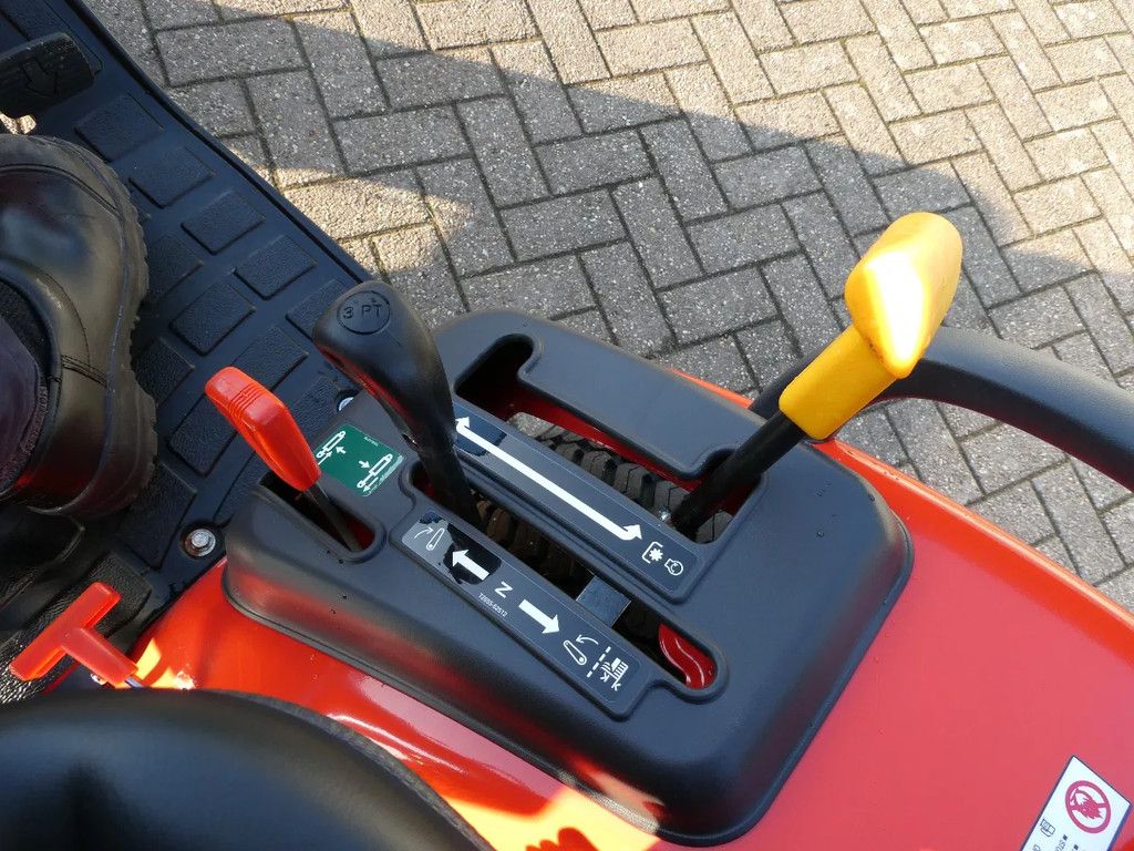 Kioti CS2510 4wd HST / 0001 Draaiuren / Actieprijs