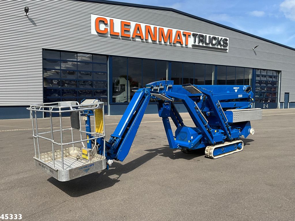 OMMELIFT 25.00 RXJ Rups hoogwerker met knikgiek