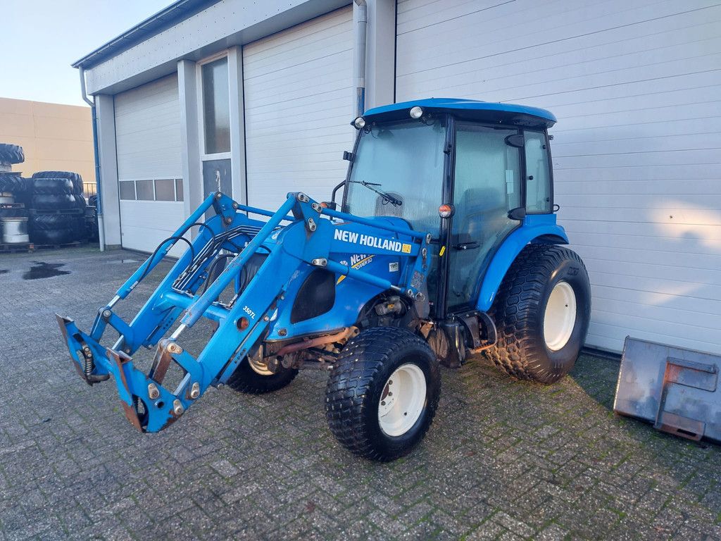 New Holland Boomer 50