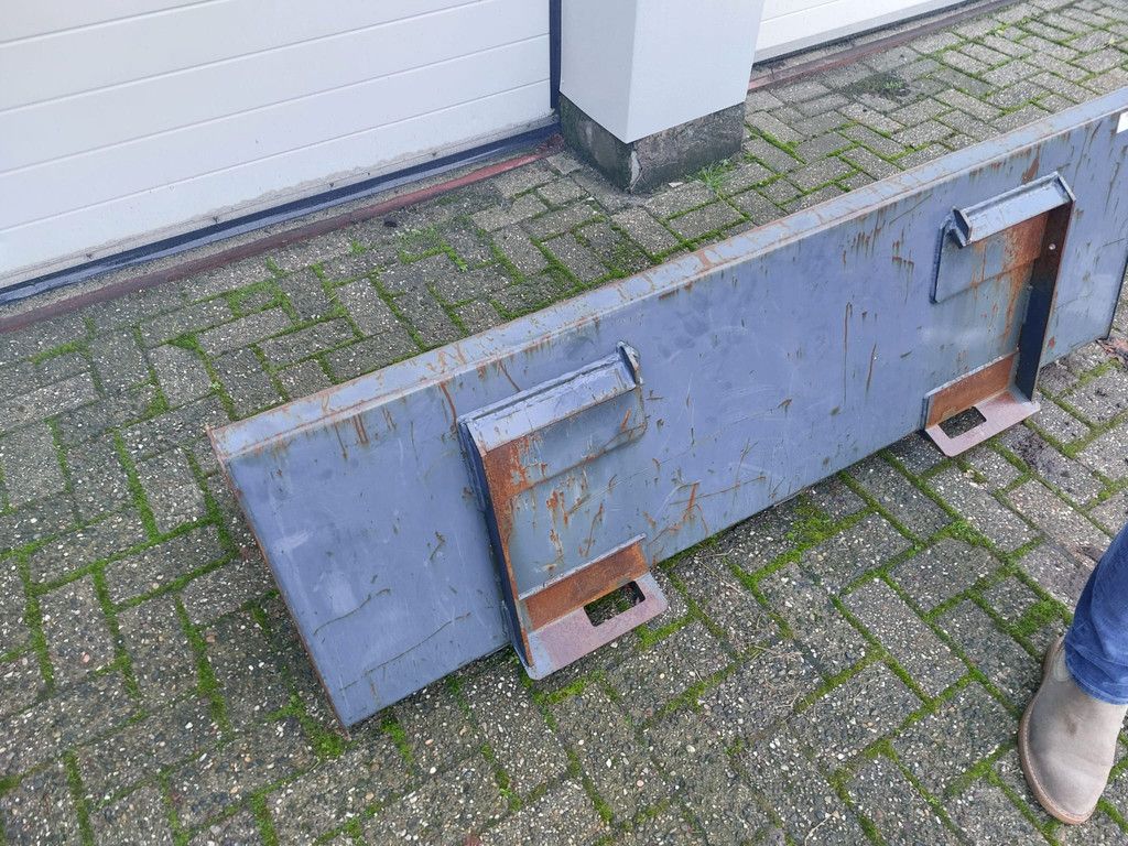 New Holland Boomer 50