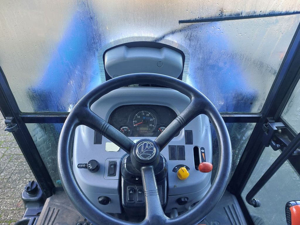 New Holland Boomer 50