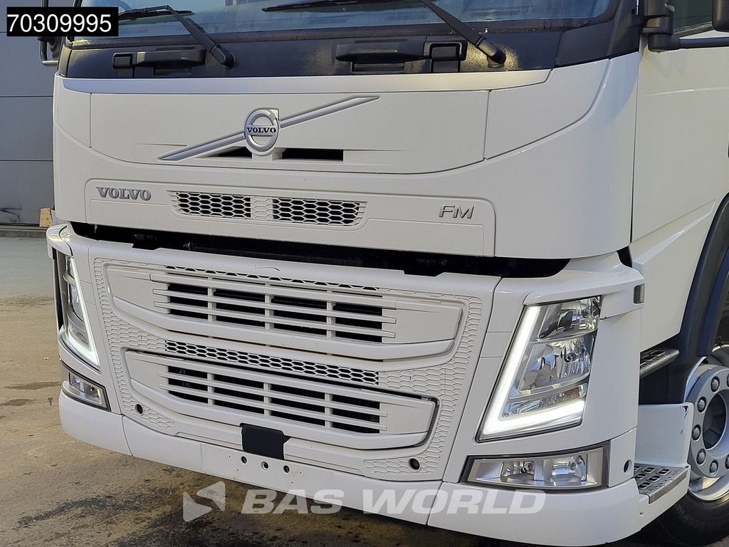 Volvo FM 380 4X2 Day Cab LED Navi