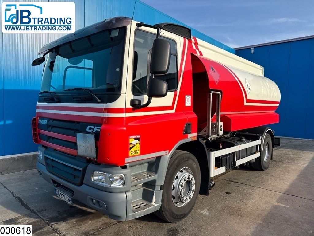 DAF CF 310 EURO 5, Magyar, 13.905 Liter, 5 Comp