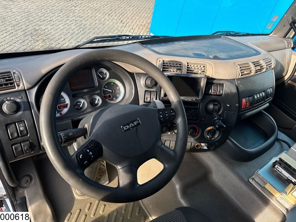 DAF CF 310 EURO 5, Magyar, 13.905 Liter, 5 Comp