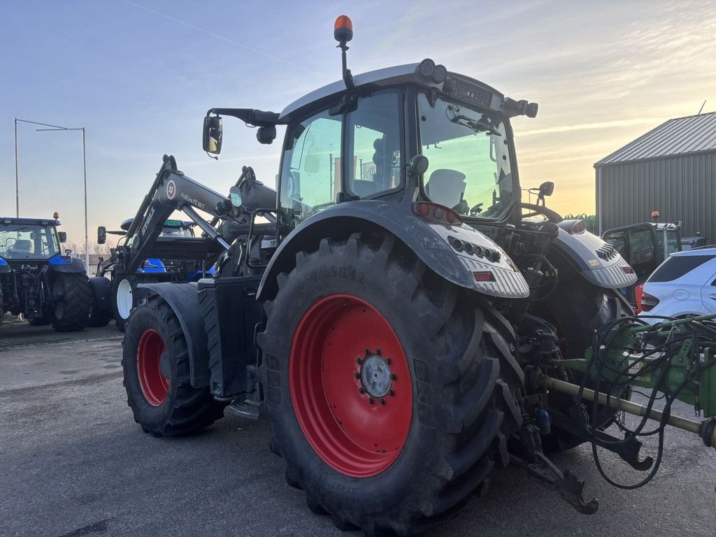 FENDT 718 Vario