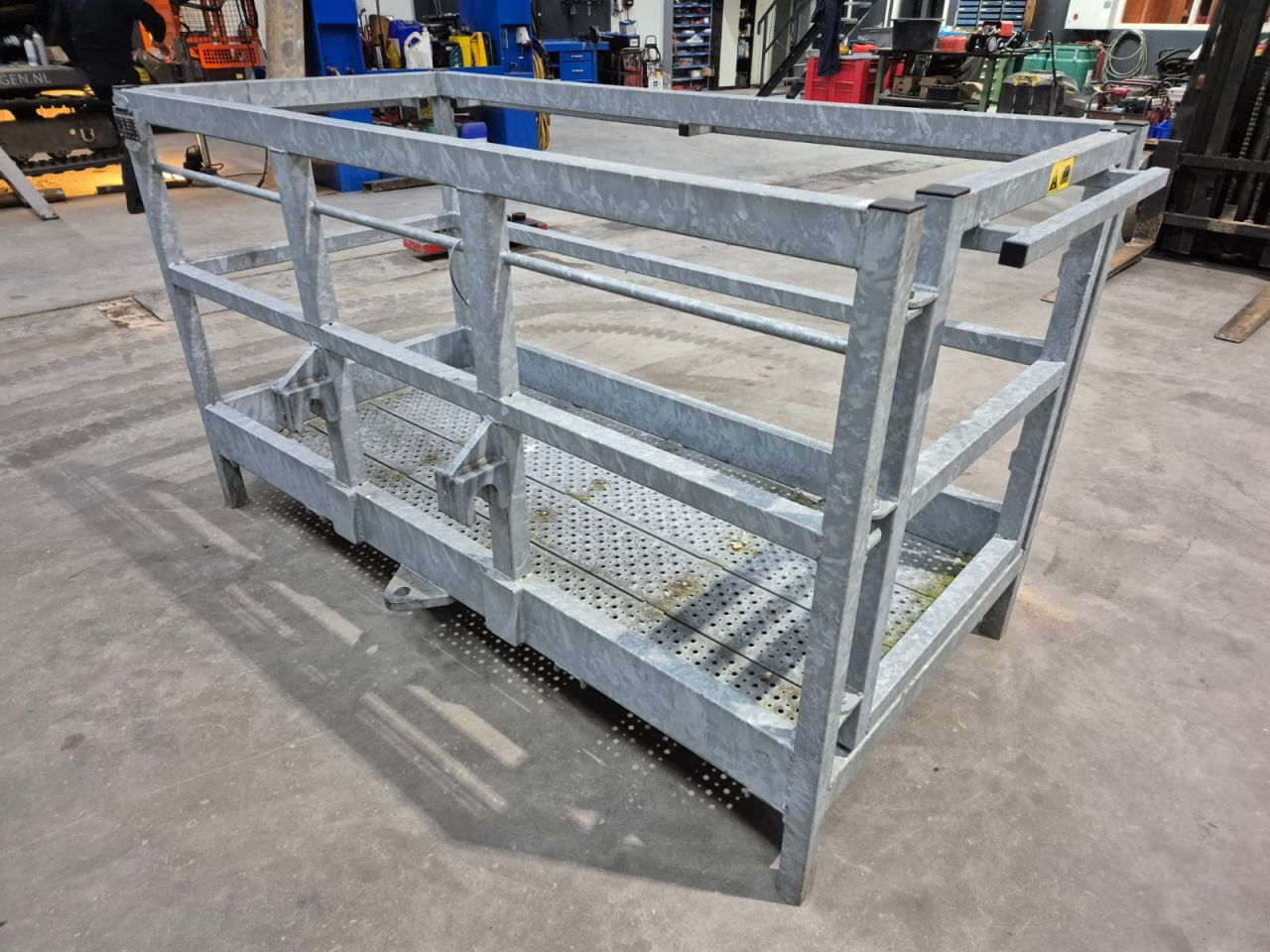 Werkbak Merlo aansluiting