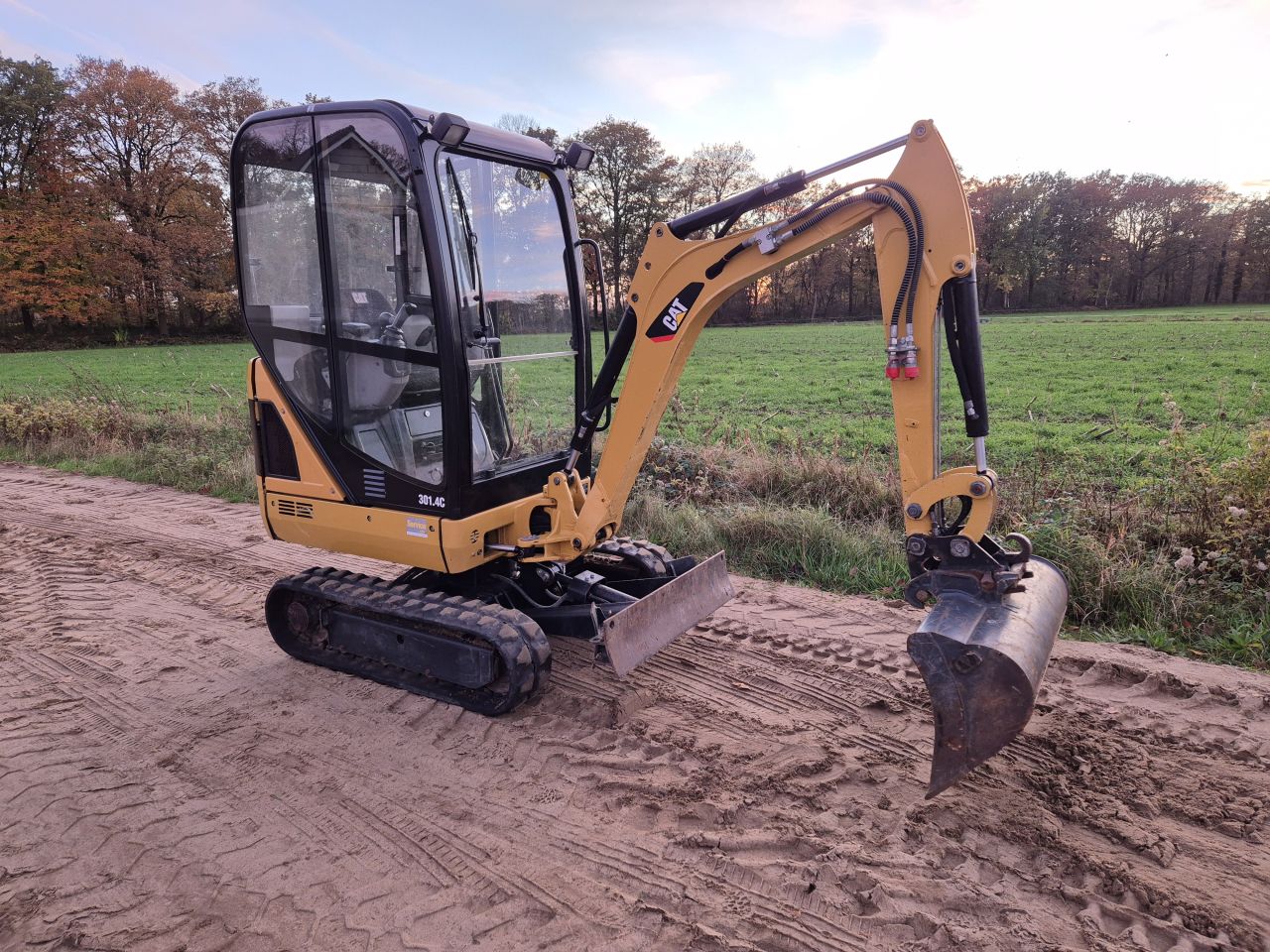 Caterpillar 301.4C minigraver met maar 1252 uren