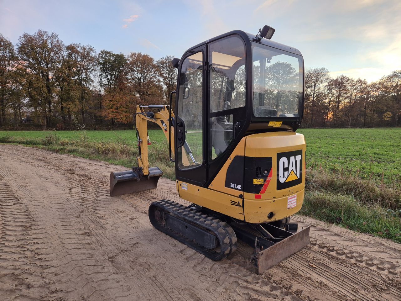 Caterpillar 301.4C minigraver met maar 1252 uren