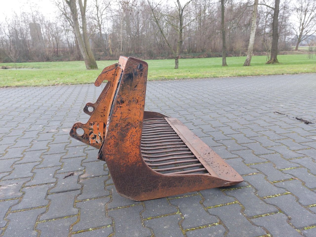 Giant Puinbak 130cm en dichte bak 140cm