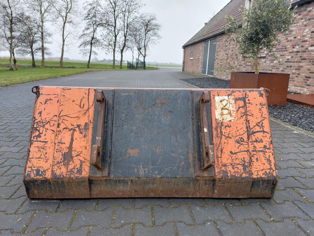 Giant Puinbak 130cm en dichte bak 140cm