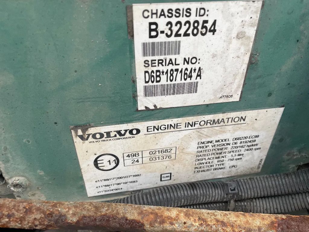 Volvo D6B220 EC99 + EATON FS/5206A V