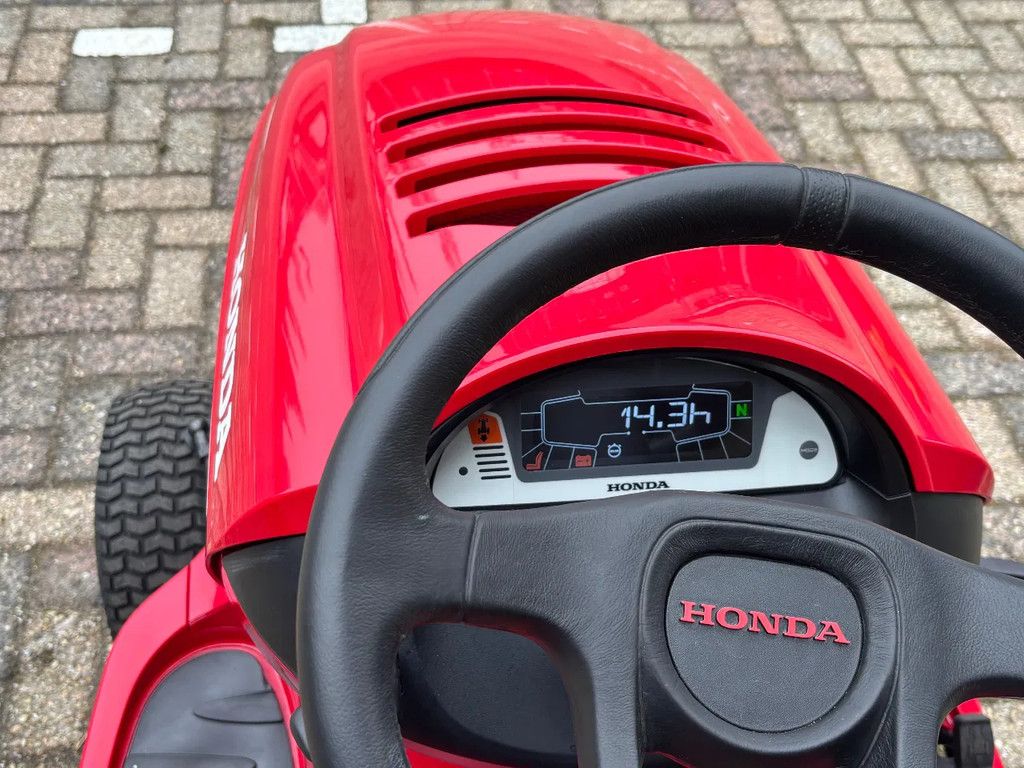 Honda Demo gebruikte zitmaaier HF2417HB met grasopvang
