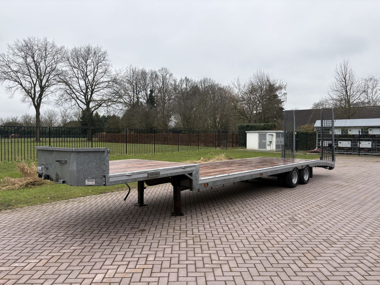 Be oplegger 9.7 TON Veldhuizen semi dieplader met roostervloer