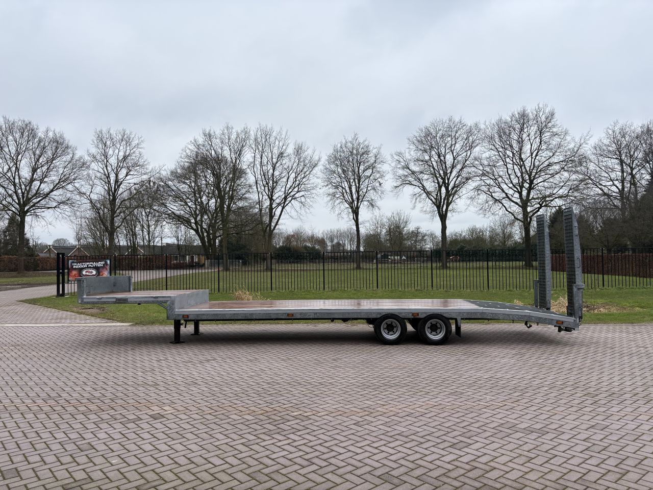 Be oplegger 9.7 TON Veldhuizen semi dieplader met roostervloer